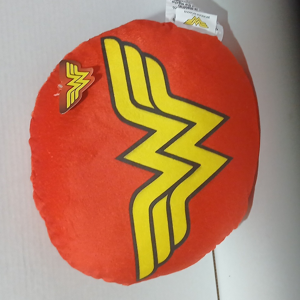 Wonder Woman Logo Round Plush Throw Pillow Soft  Kids Room Decor‎ NWT